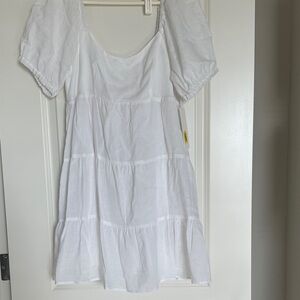 Everly Elegant White Garment